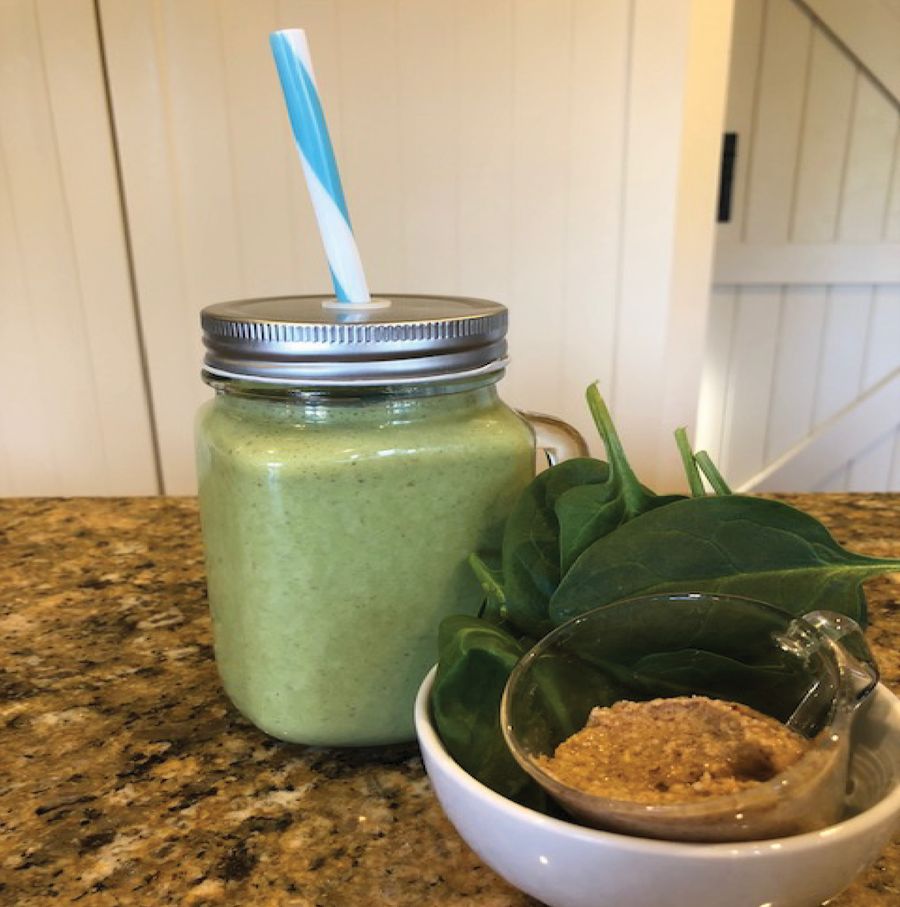 Apple & Avocado Breakfast Smoothie